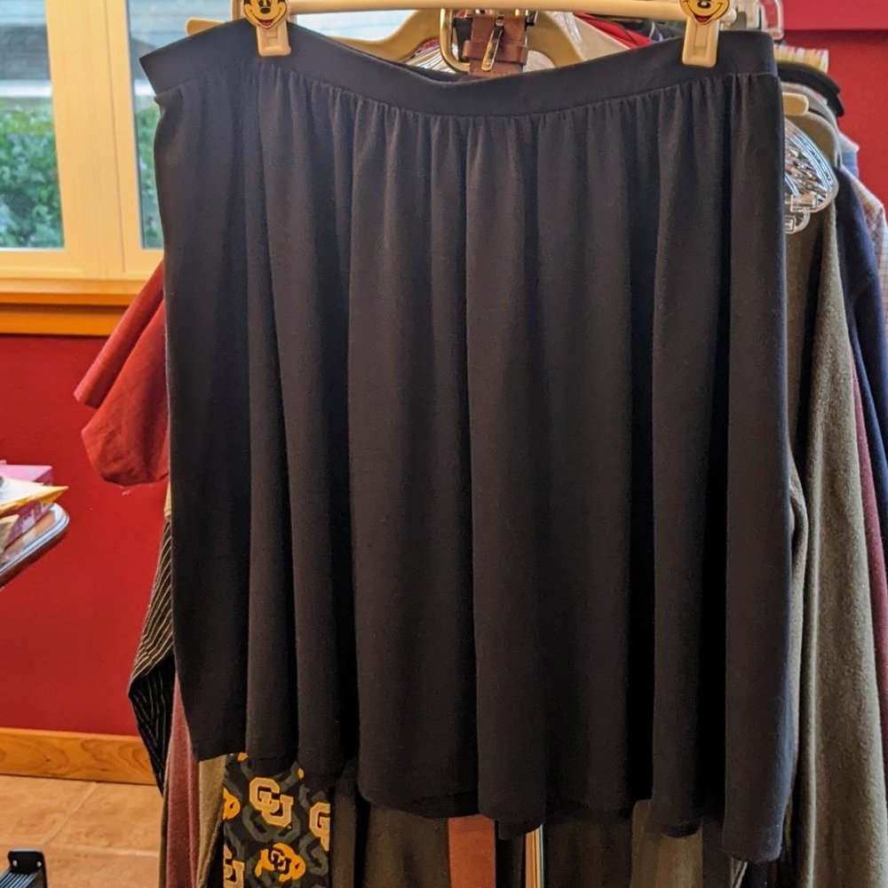 Black Skirt, New w/o Tags